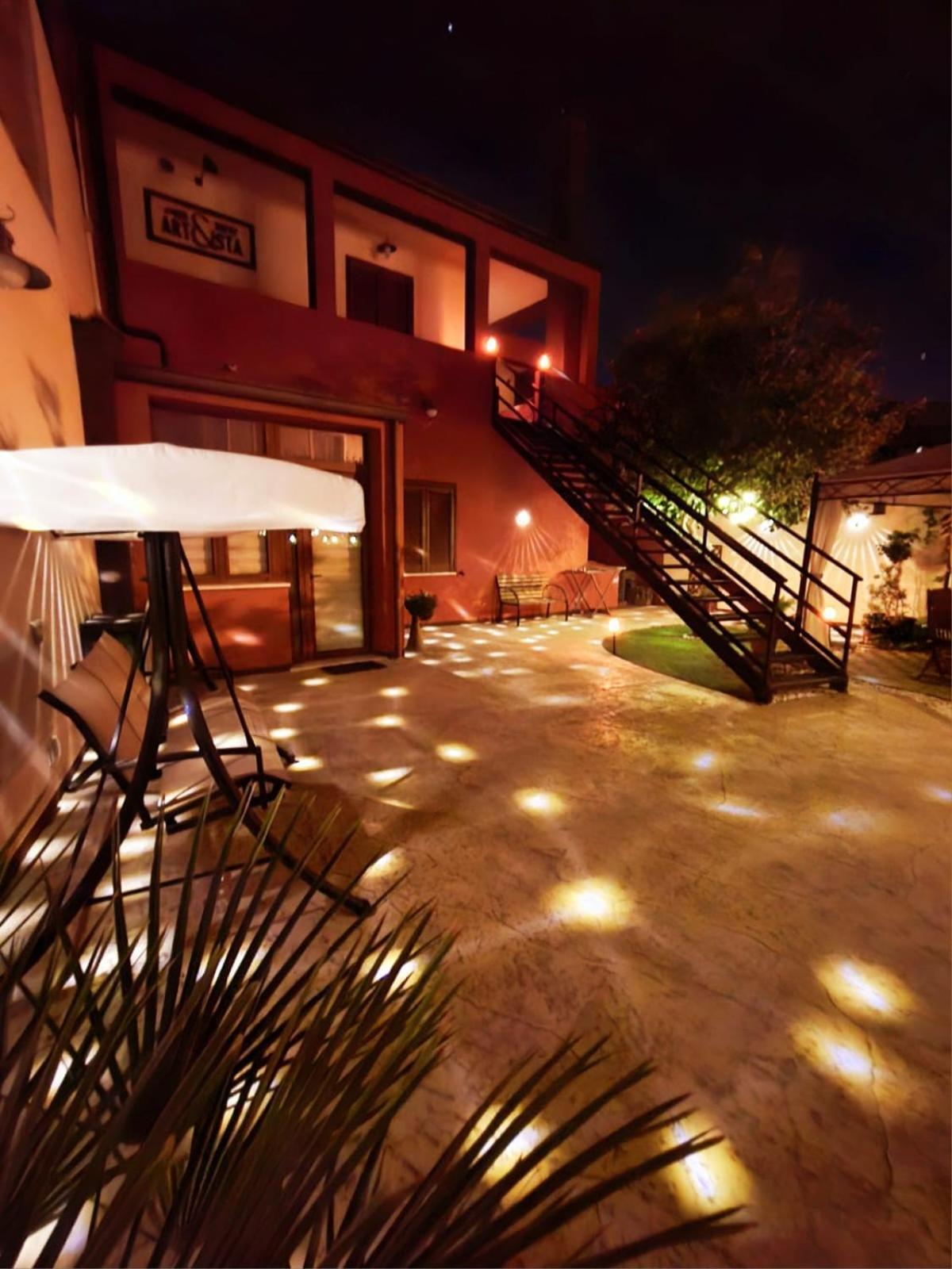 Artista B&B Càbras Exteriör bild