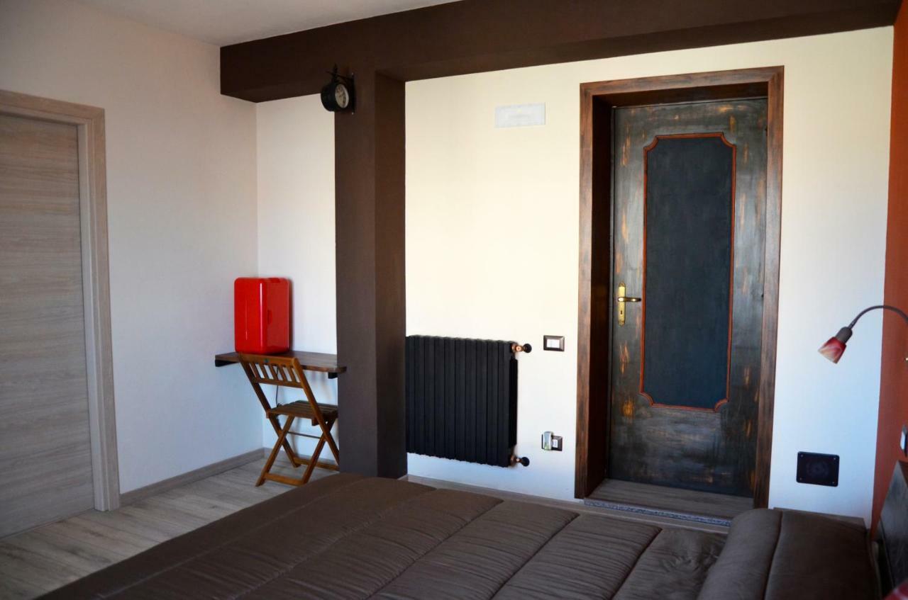 Artista B&B Càbras Exteriör bild