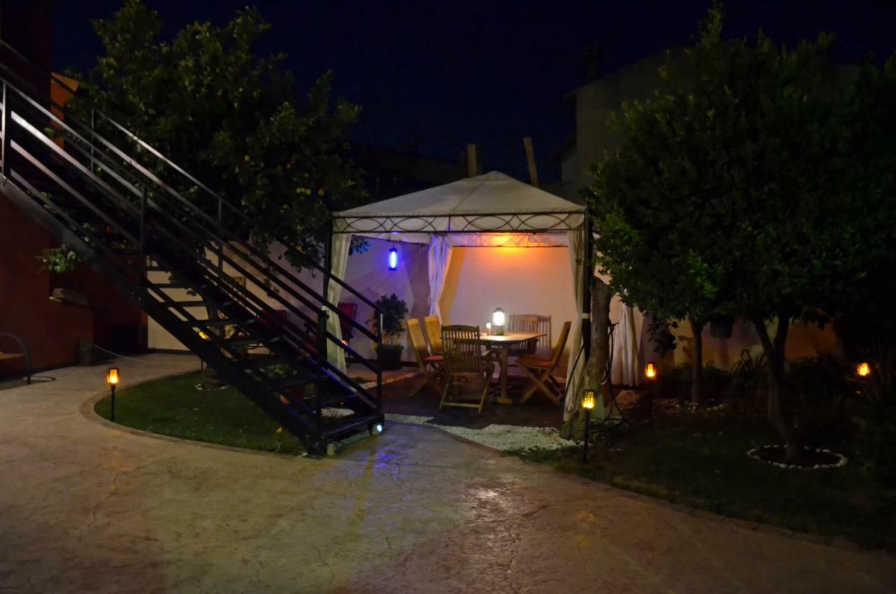 Artista B&B Càbras Exteriör bild